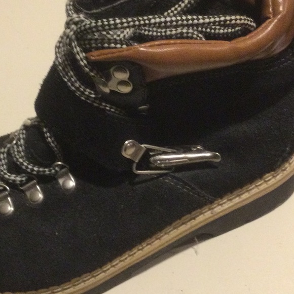 Thinsulate hiking boots - Picture 4 of 6